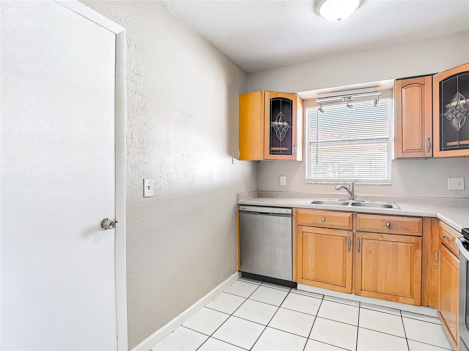 Image 13 of 46 For 6419 Paris Street