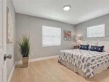 Image 7 of 7 For 2450 40th Avenue N