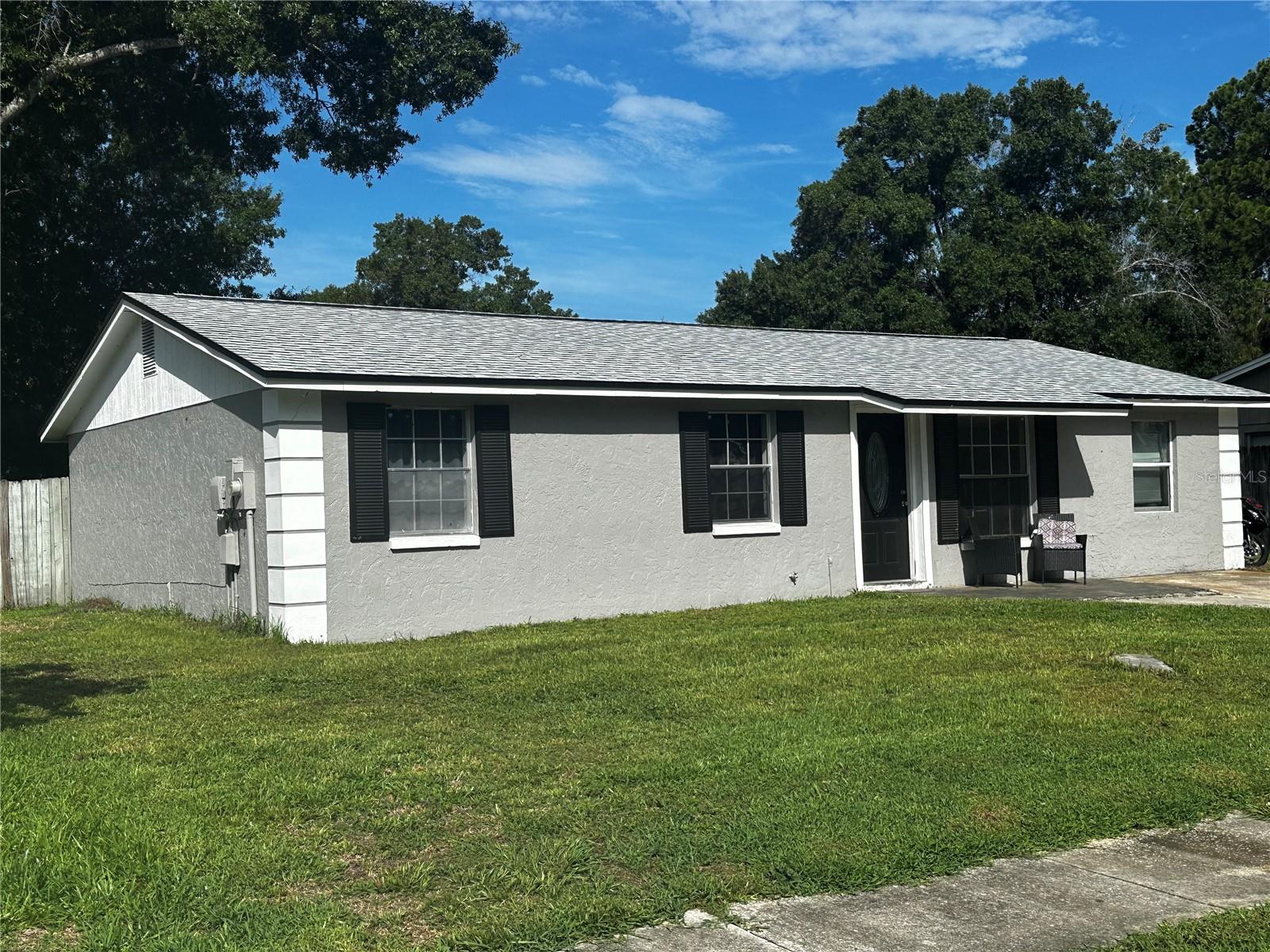 Image 2 of 11 For 3704 Meadowbreeze Drive