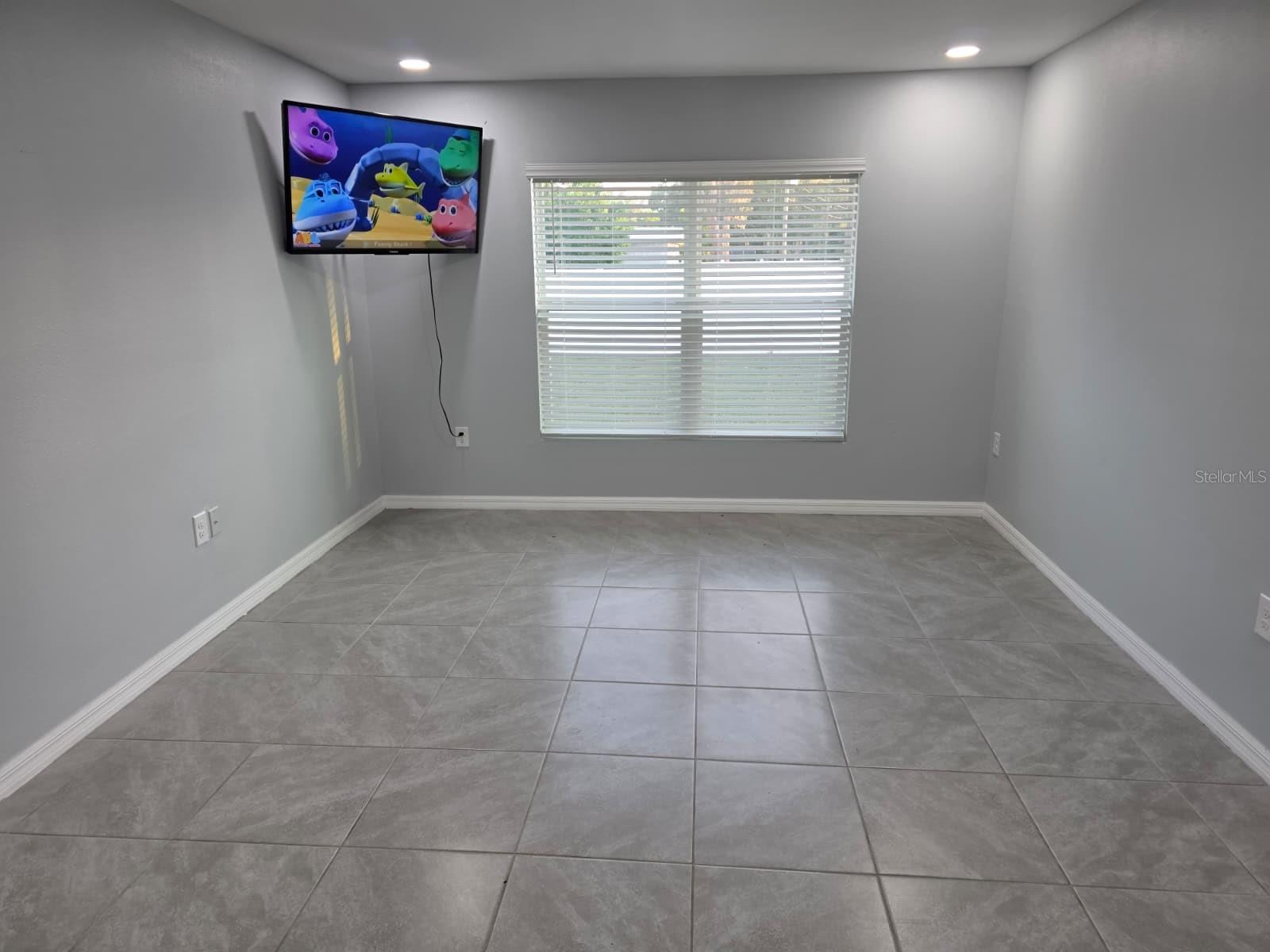 Image 10 of 12 For 9142 Mccormick Street