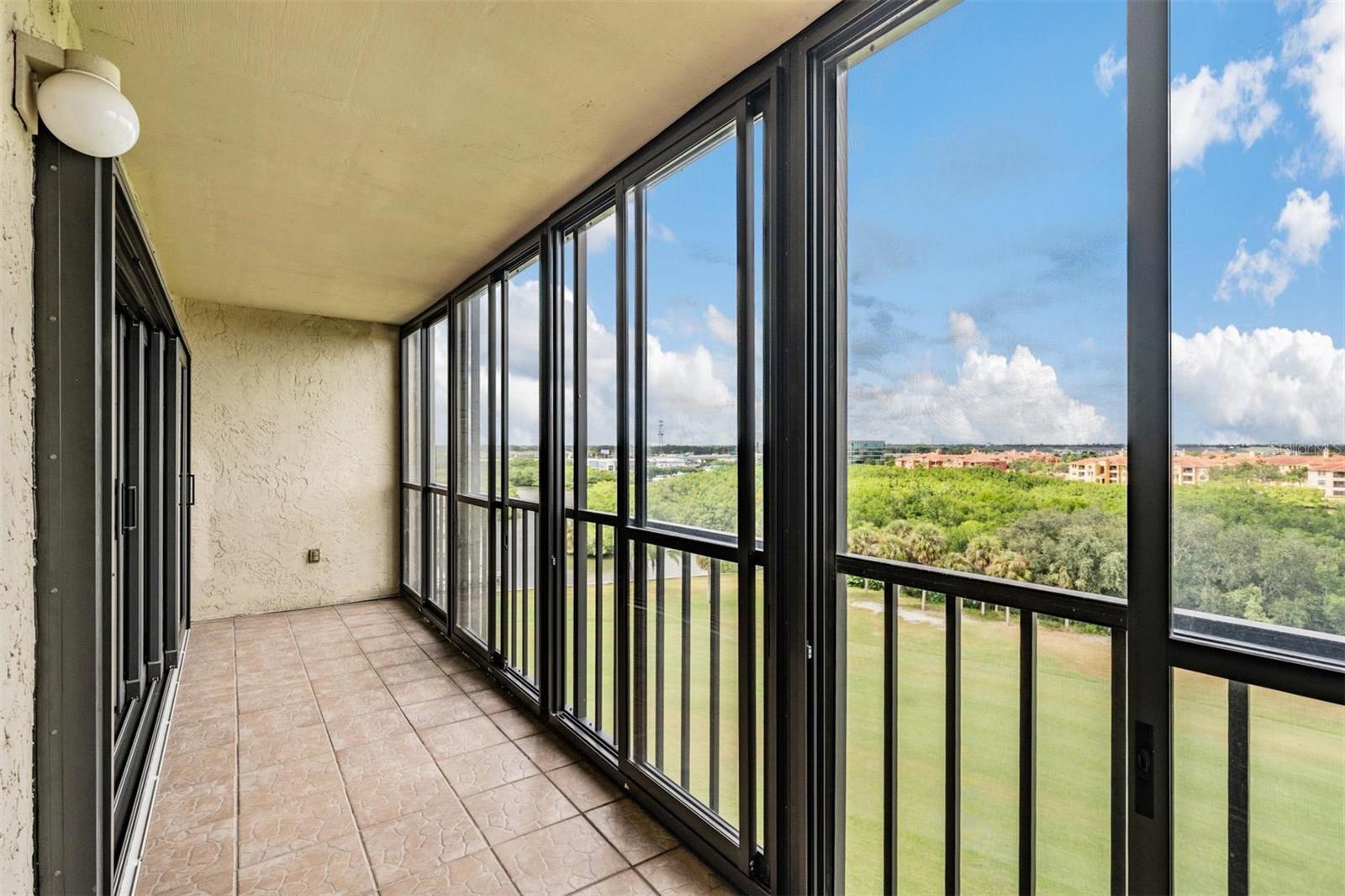 Image 21 of 59 For 3300 Cove Cay Drive 7b