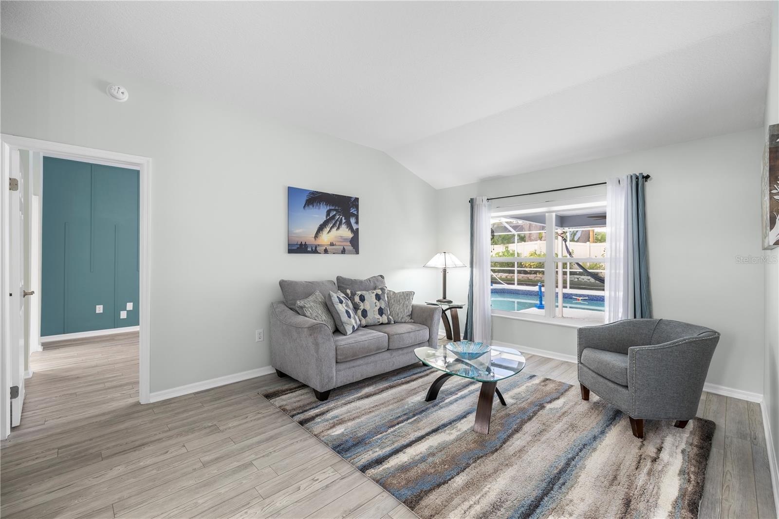 Listing photo id 9 for 15101 Bald Eagle Street