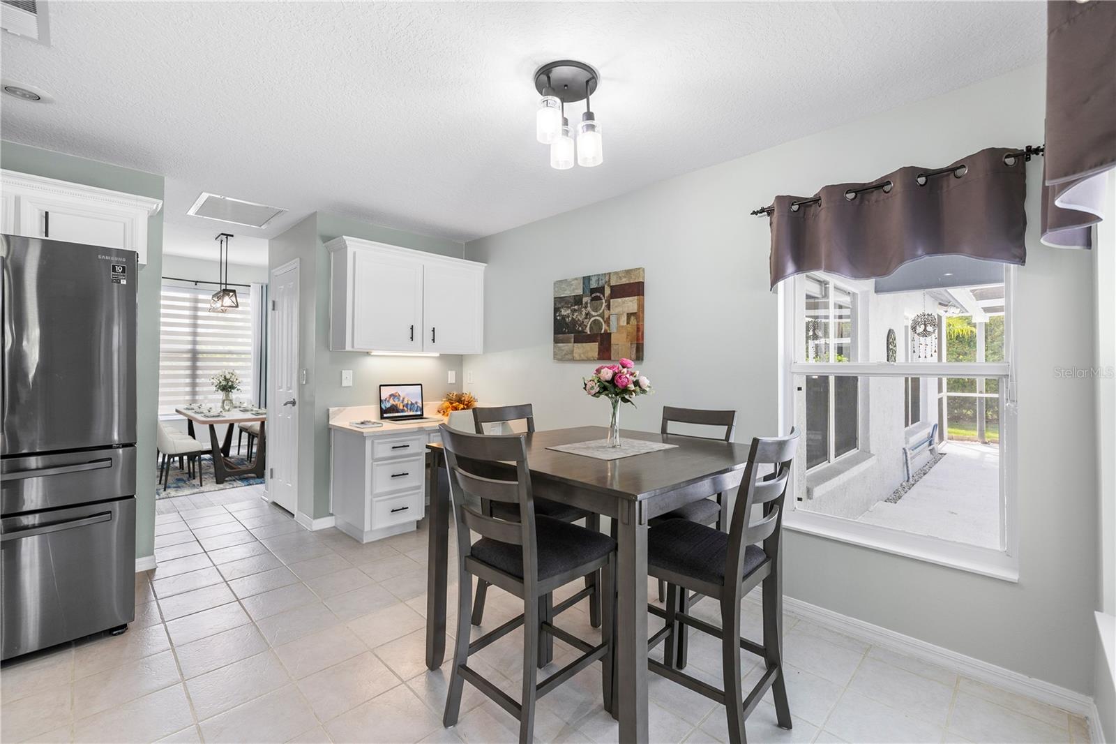 Listing photo id 16 for 15101 Bald Eagle Street