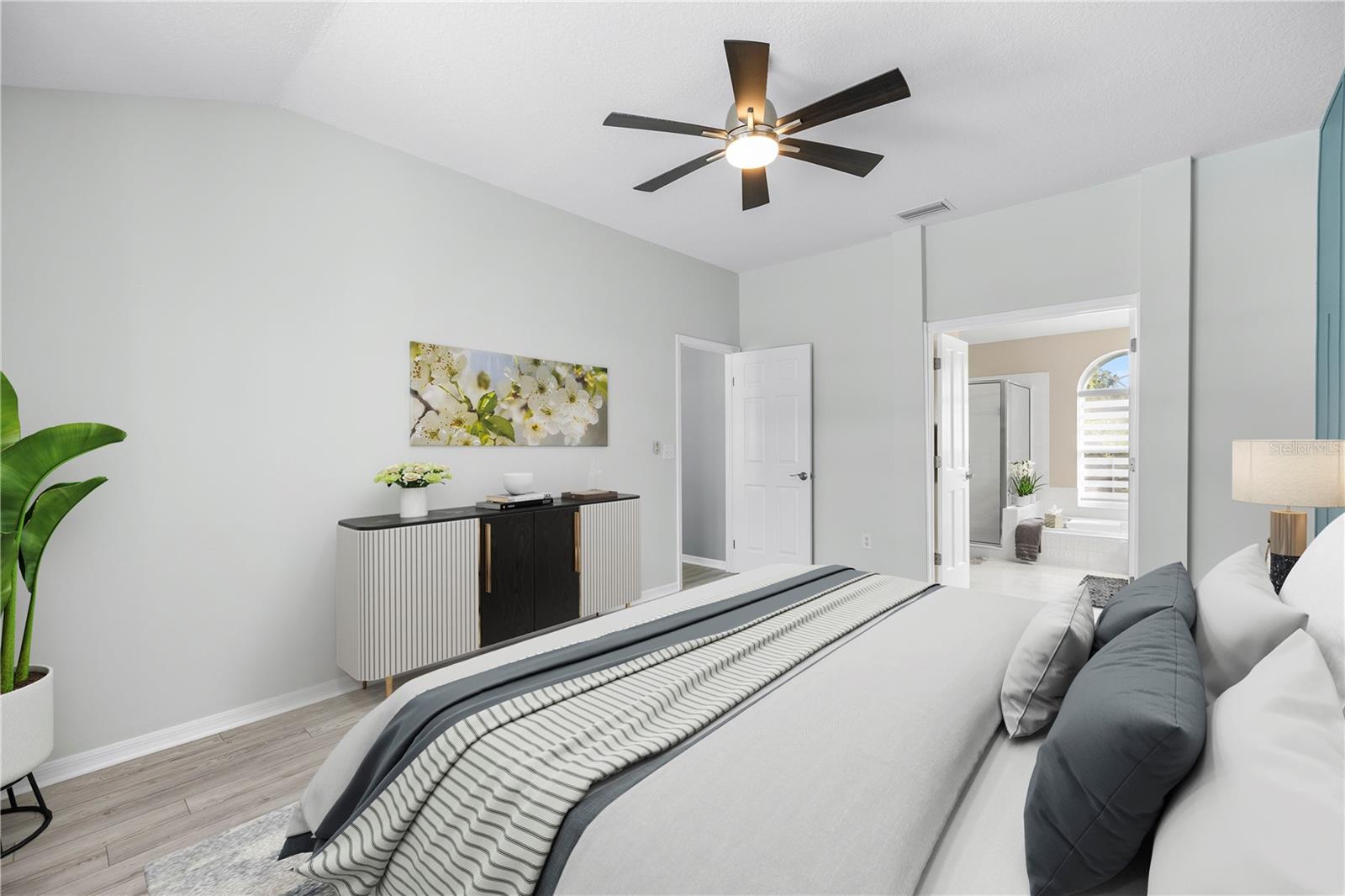Listing photo id 29 for 15101 Bald Eagle Street
