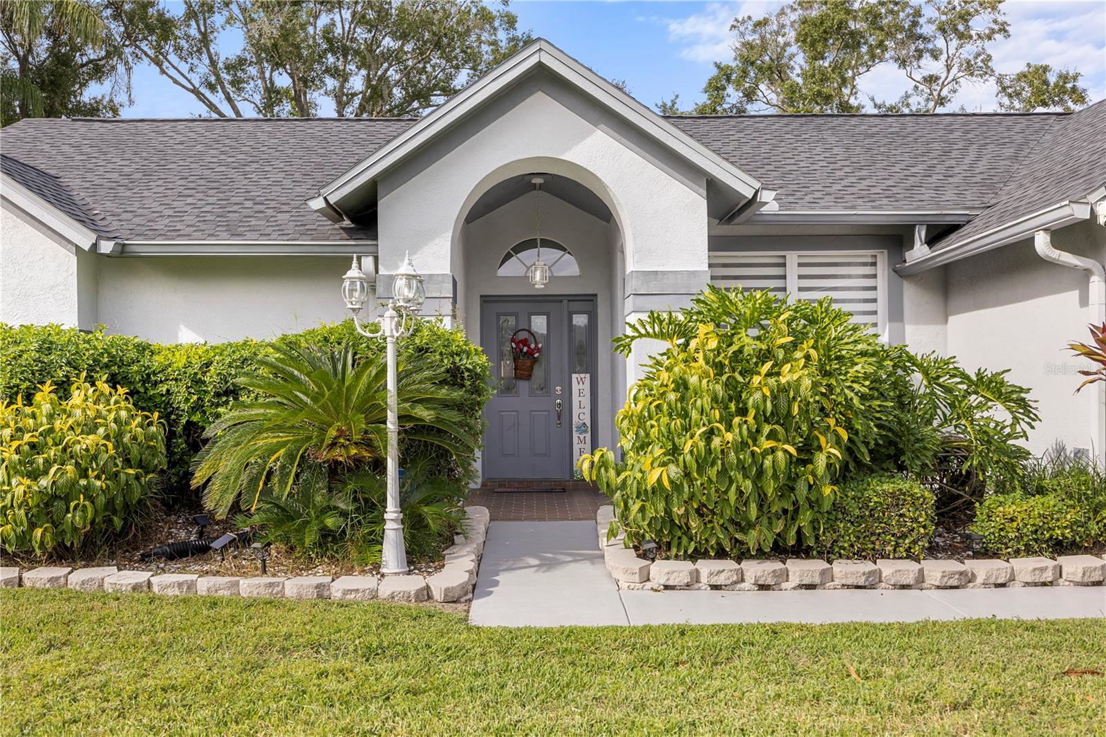 Listing photo id 2 for 15101 Bald Eagle Street