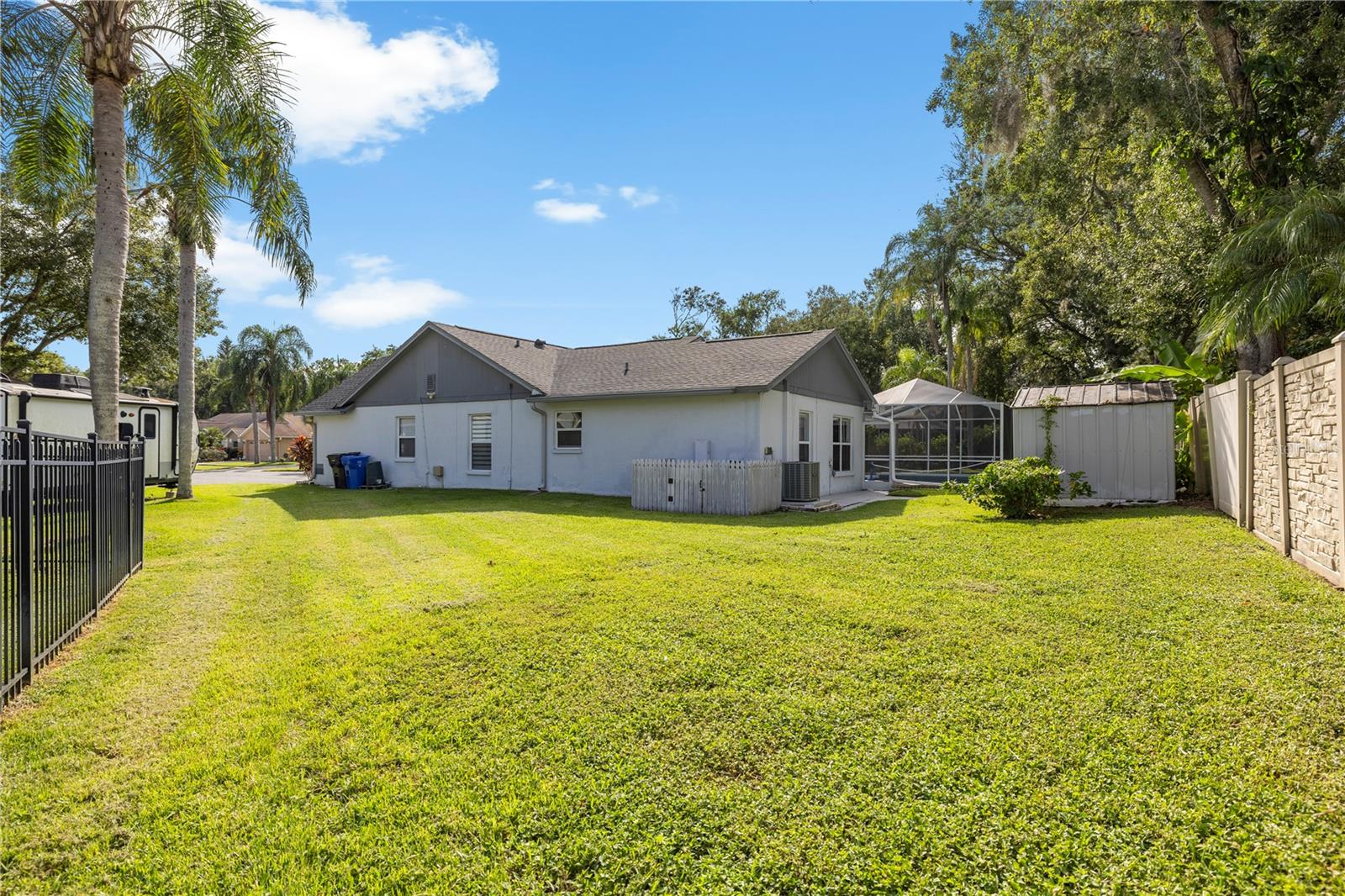 Listing photo id 58 for 15101 Bald Eagle Street