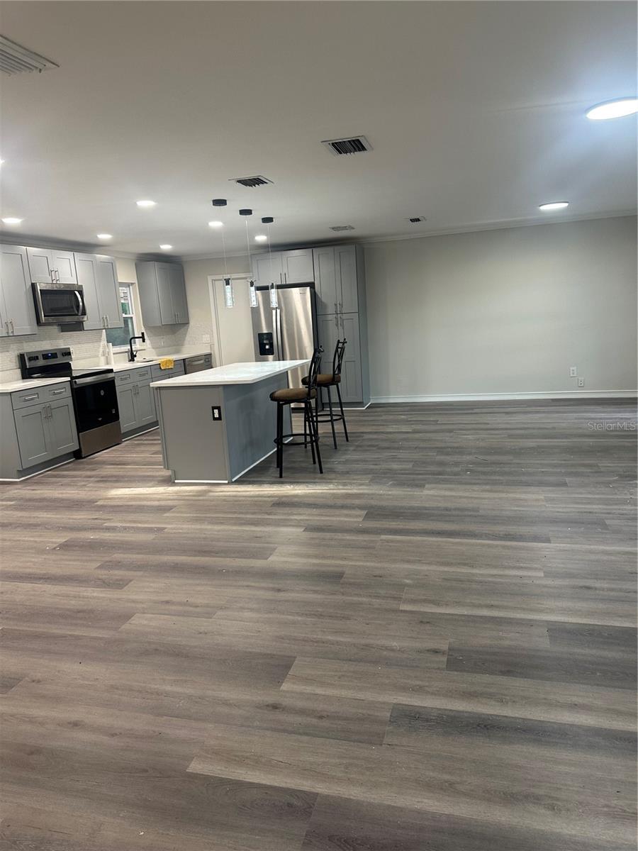 Image 10 of 17 For 2829 Bellwood Drive