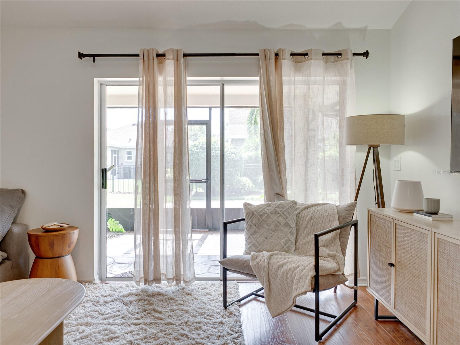 Image 11 of 25 For 16325 Bridgeglade Lane