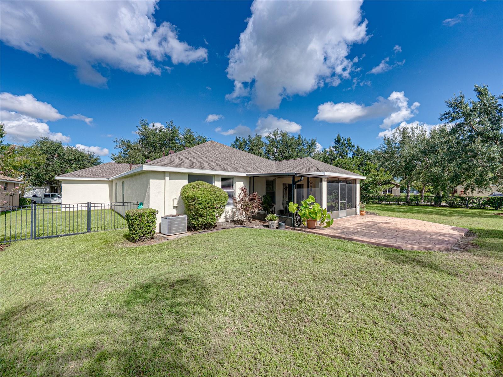 Image 23 of 25 For 16325 Bridgeglade Lane