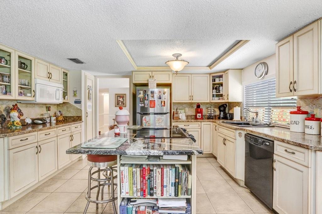 Image 28 of 52 For 12600 Castleberry Court