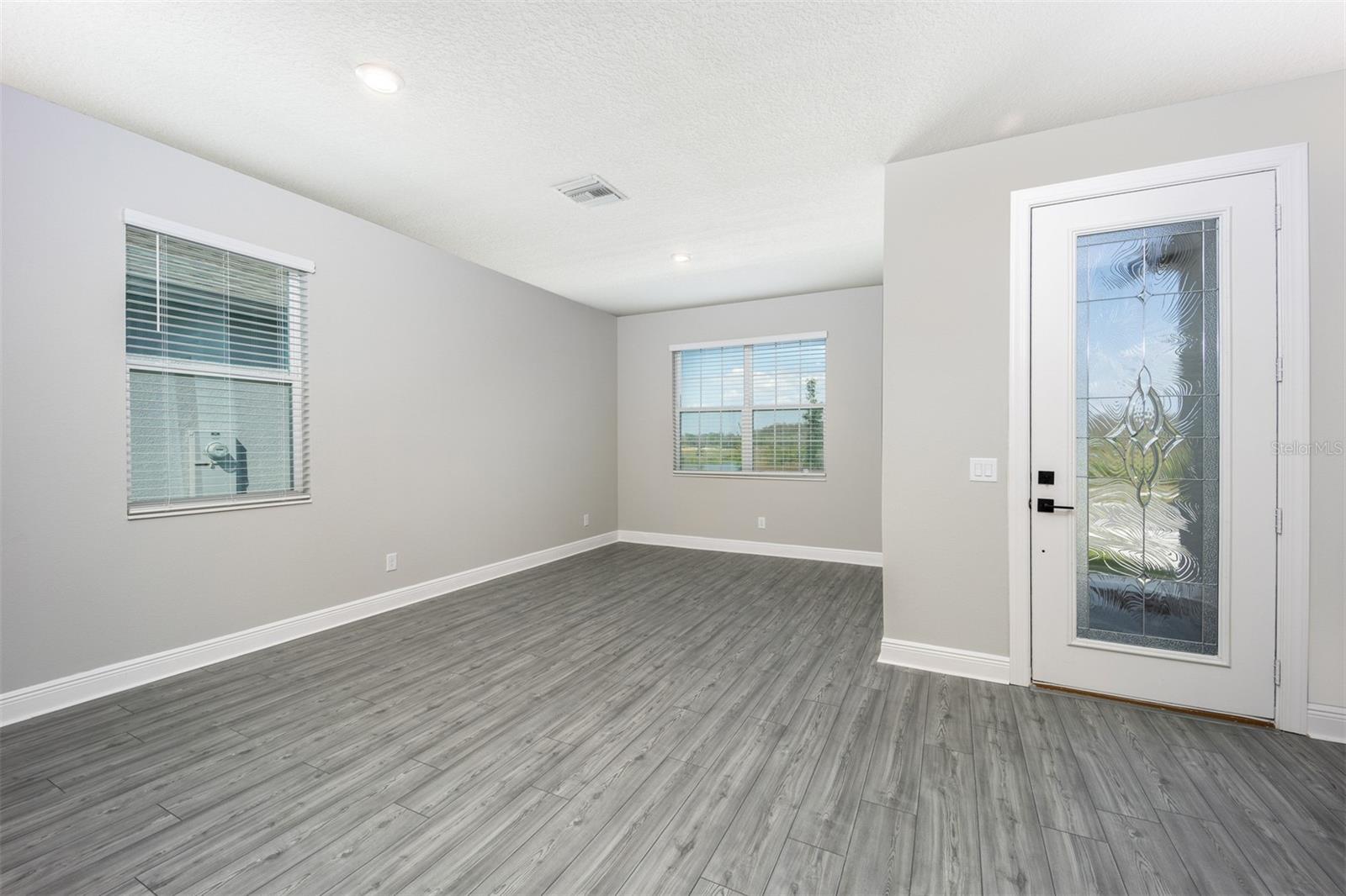 Image 7 of 19 For 3352 Chinotto Drive