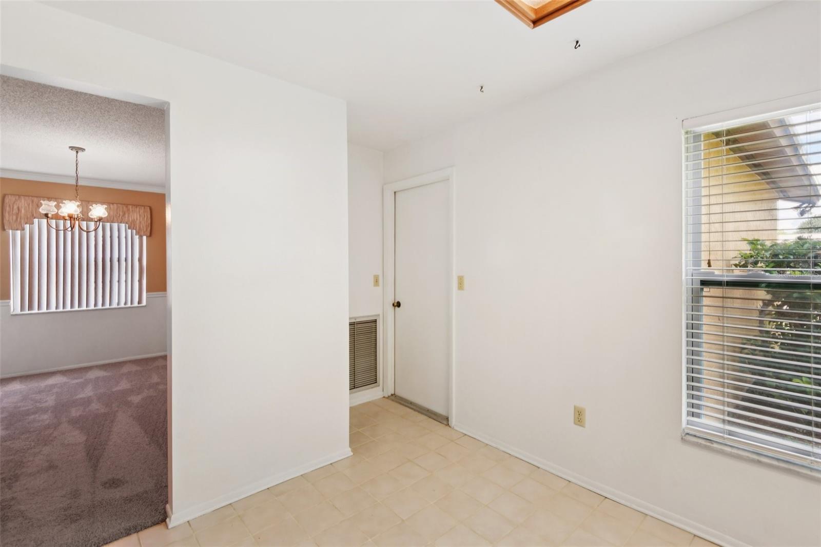 Image 12 of 35 For 14128 Arbor Hills Road