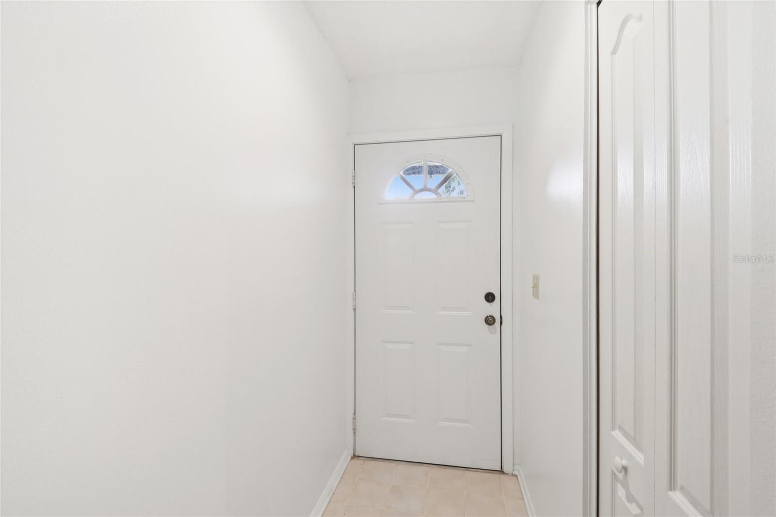Image 4 of 35 For 14128 Arbor Hills Road