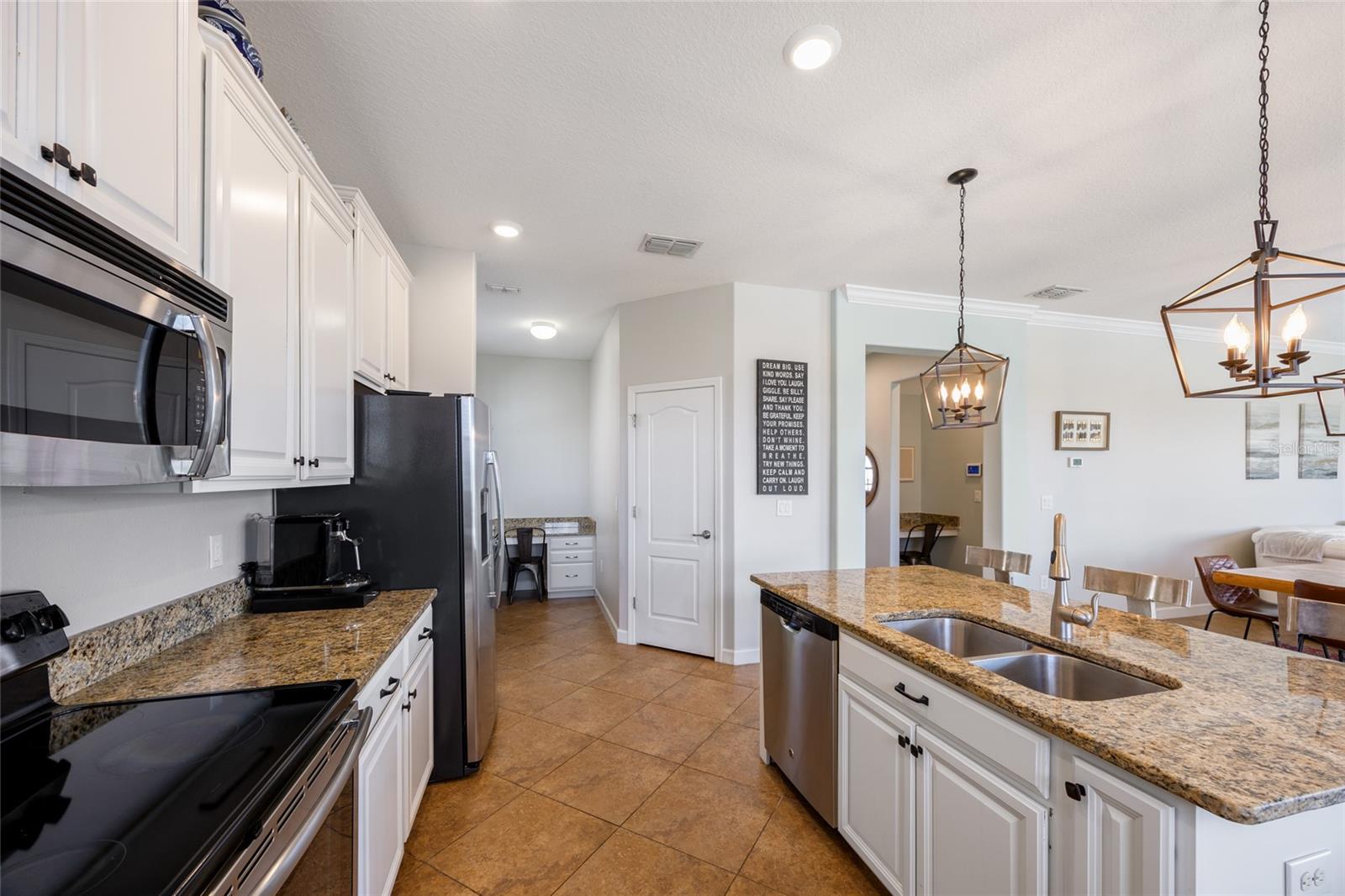 Image 11 of 59 For 19421 Paddock View Drive