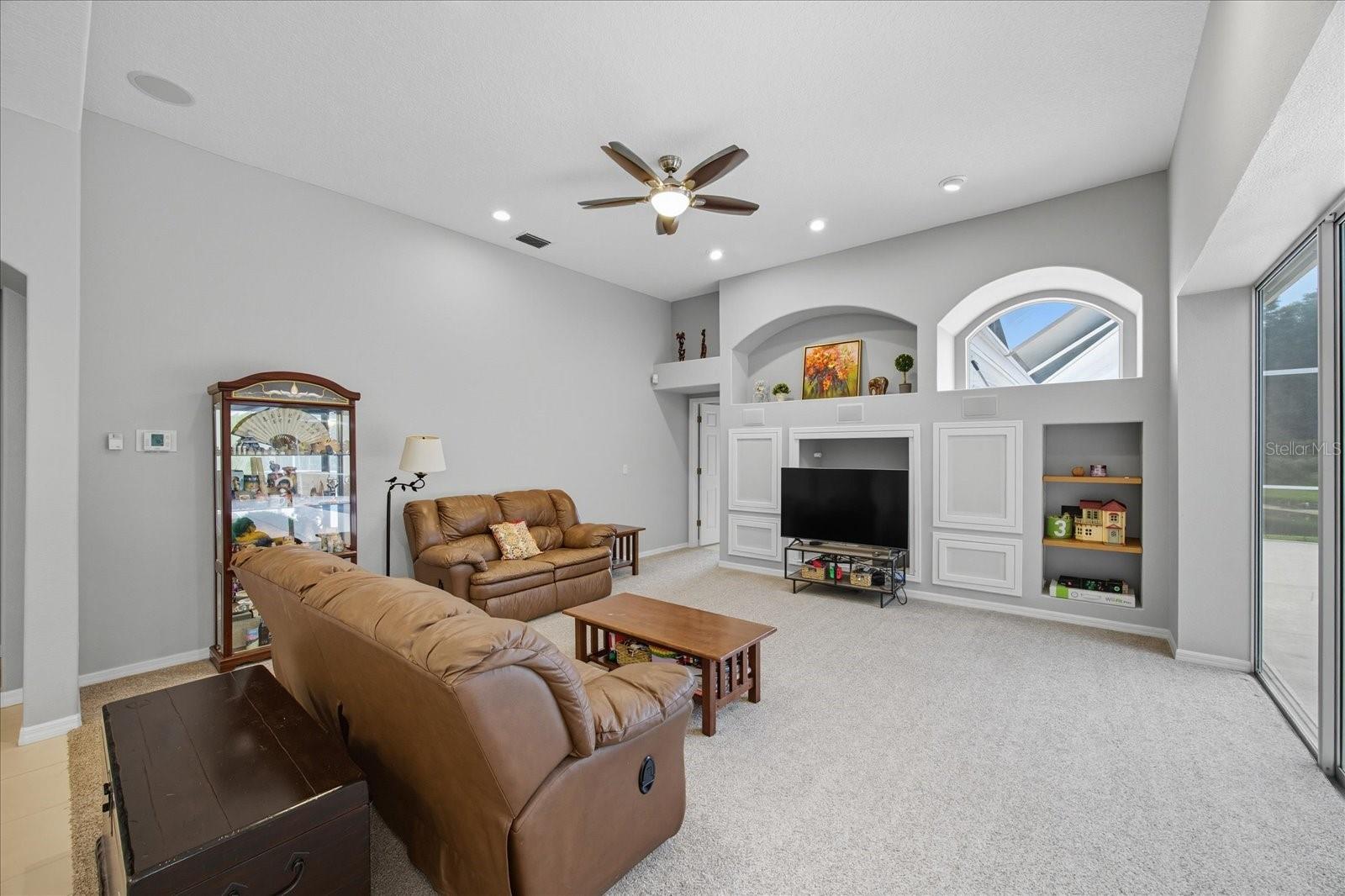 Image 11 of 37 For 17923 Arbor Greene Drive