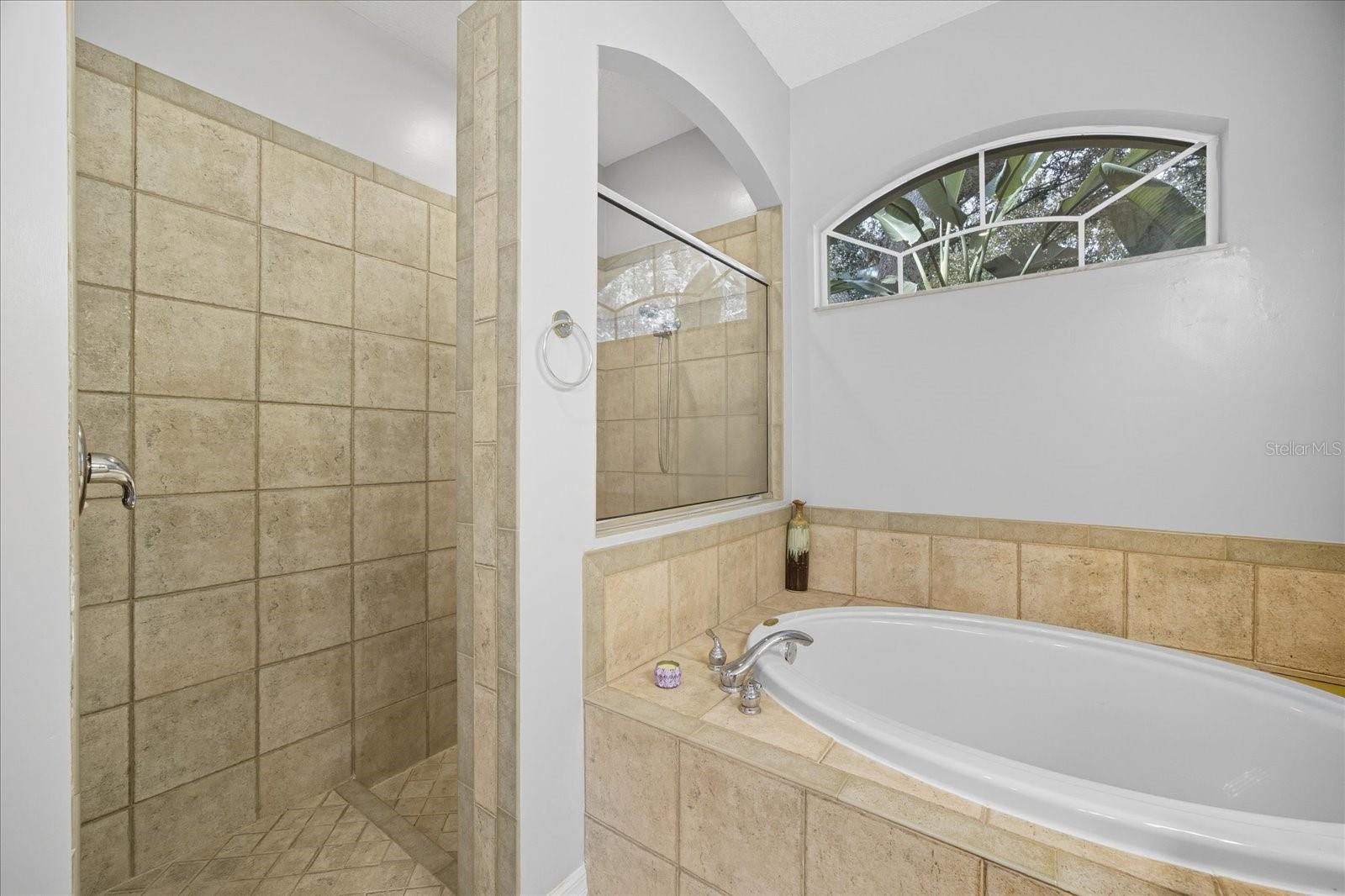 Image 25 of 37 For 17923 Arbor Greene Drive
