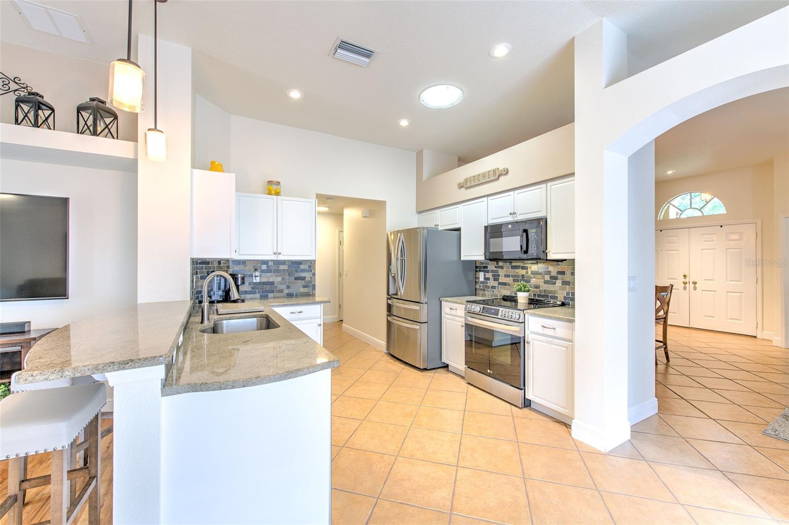 Image 9 of 30 For 2505 Allwood Avenue