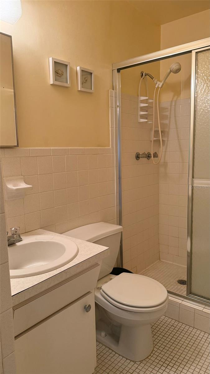 Listing photo id 17 for 2460 Canadian Way 48