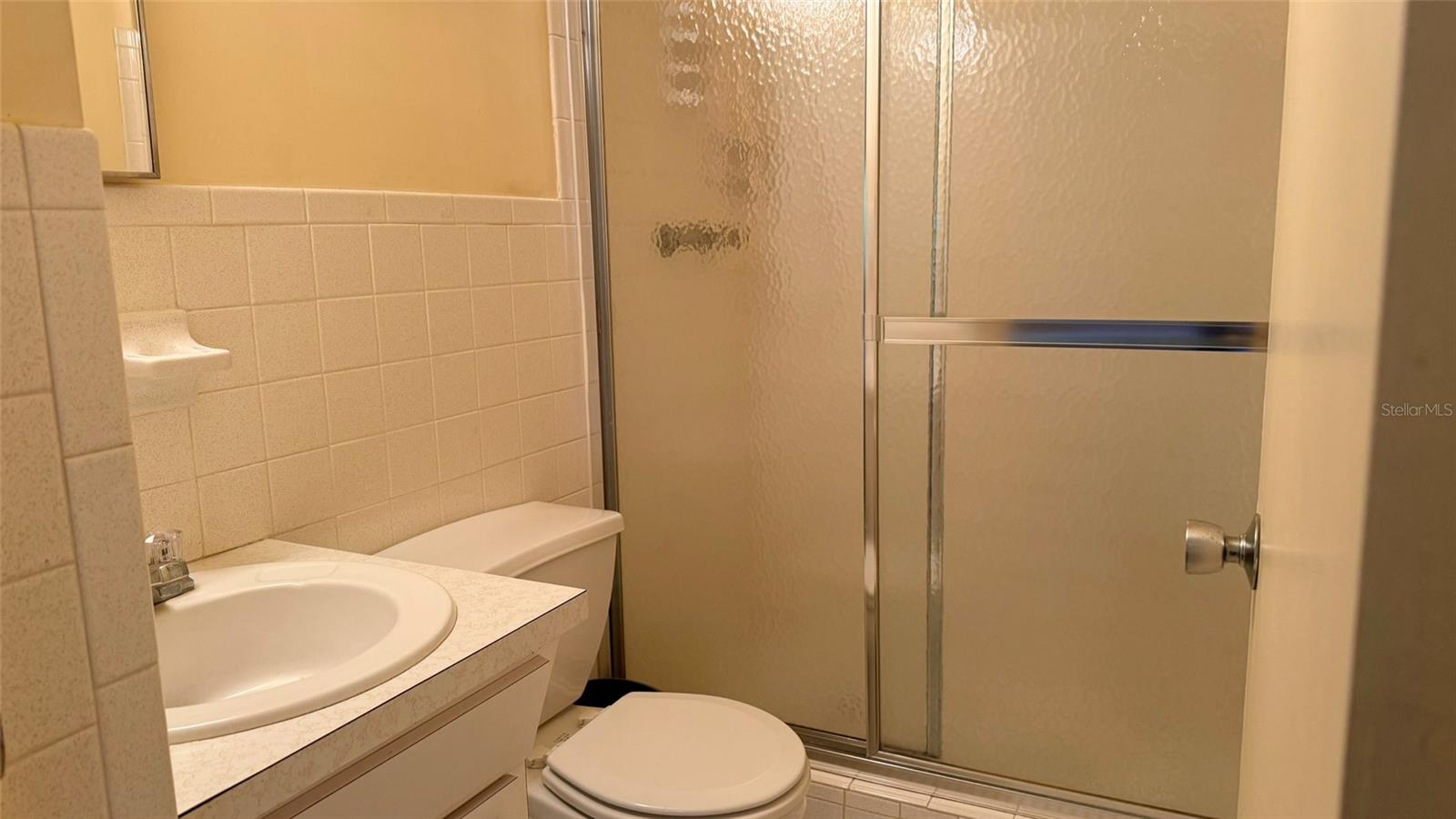 Listing photo id 18 for 2460 Canadian Way 48