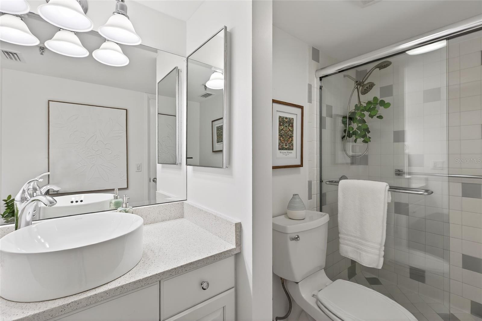 Image 11 of 84 For 5950 Pelican Bay Plaza S 405