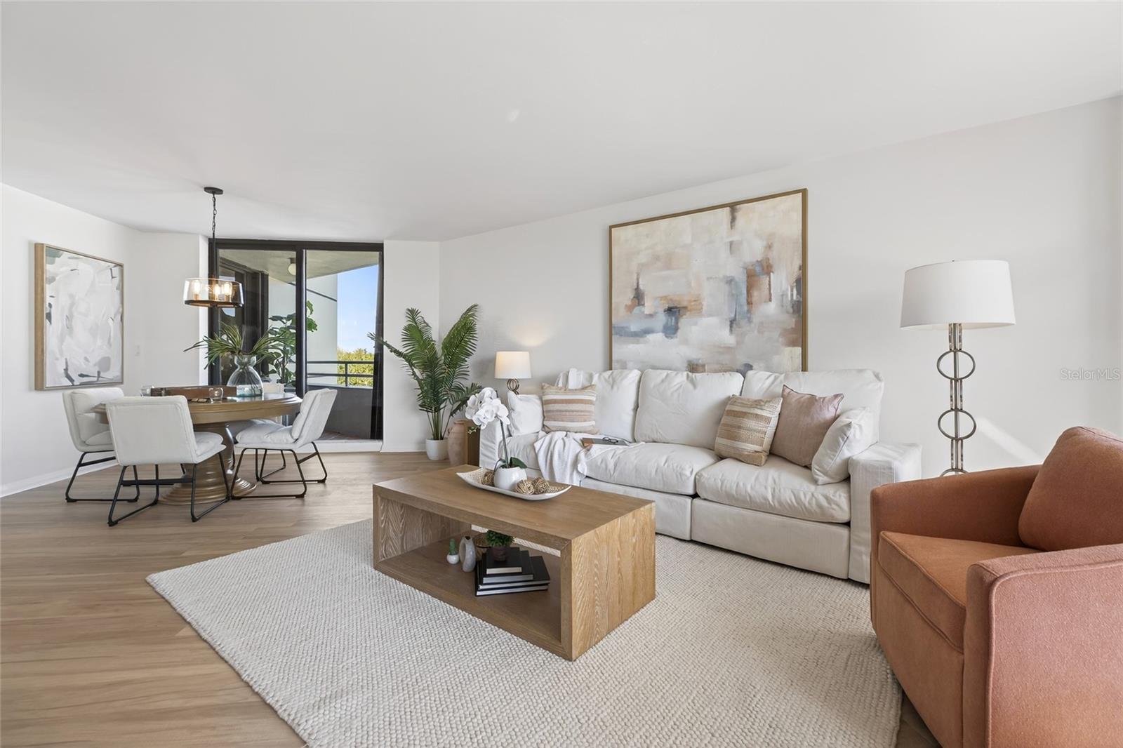 Image 26 of 84 For 5950 Pelican Bay Plaza S 405