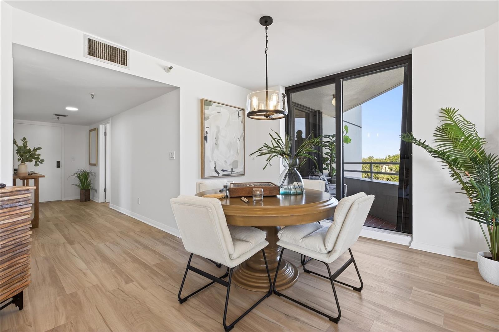 Image 30 of 84 For 5950 Pelican Bay Plaza S 405