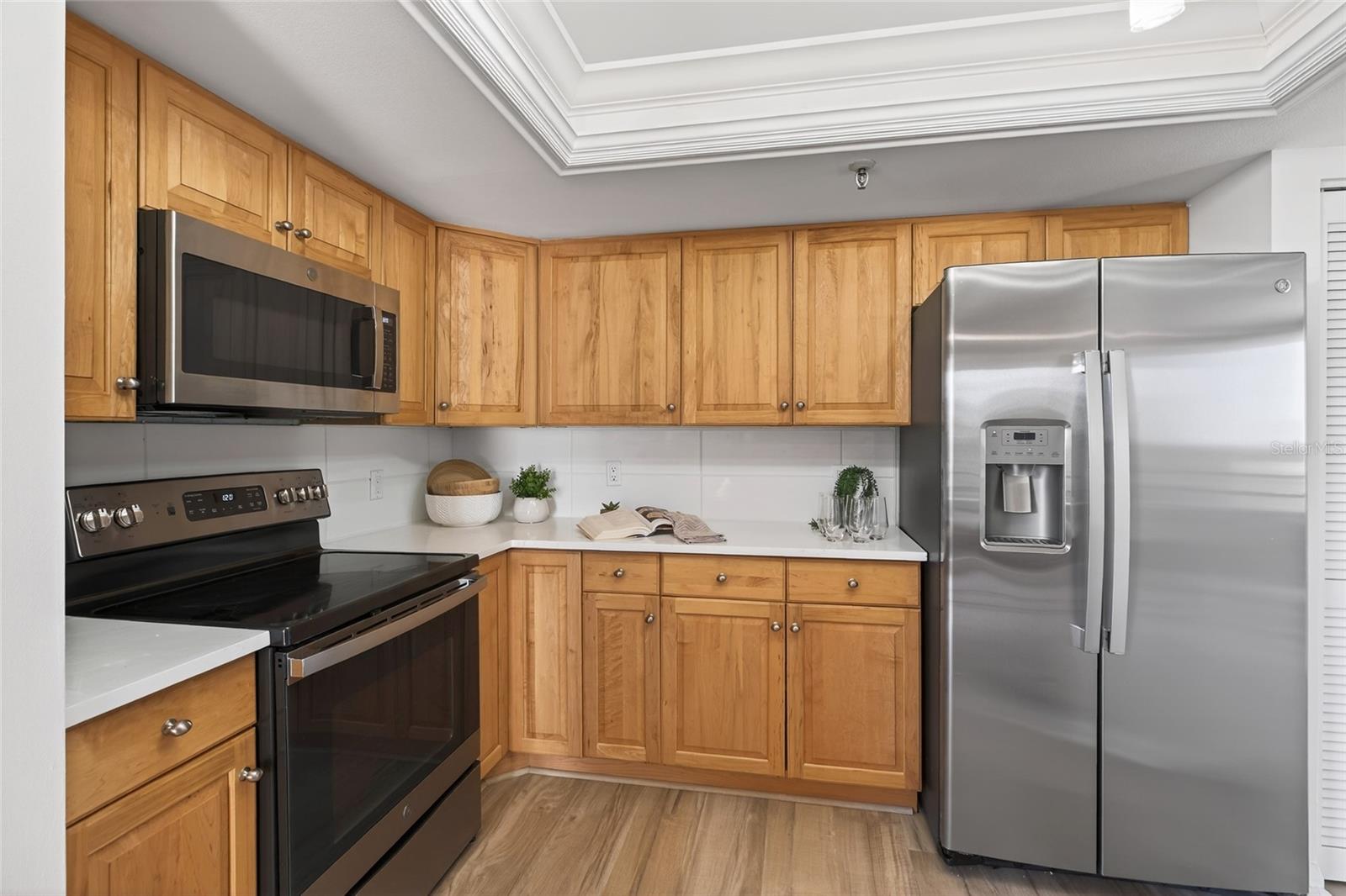 Image 32 of 84 For 5950 Pelican Bay Plaza S 405