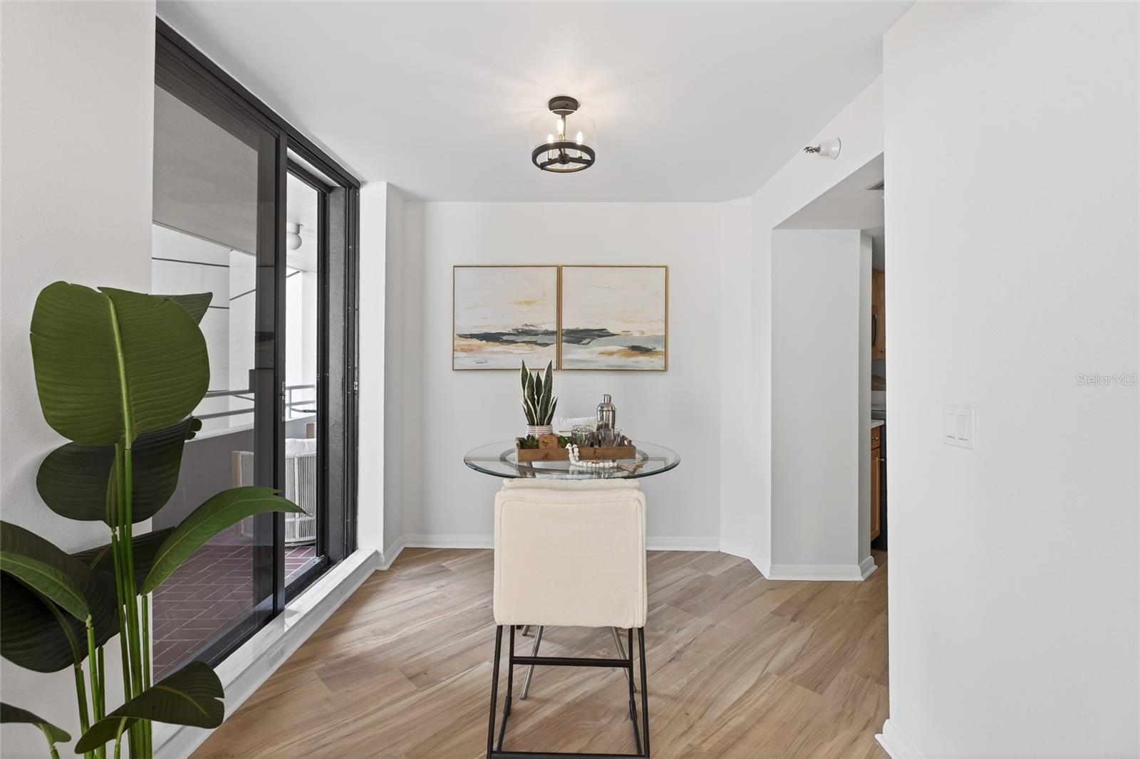 Image 35 of 84 For 5950 Pelican Bay Plaza S 405