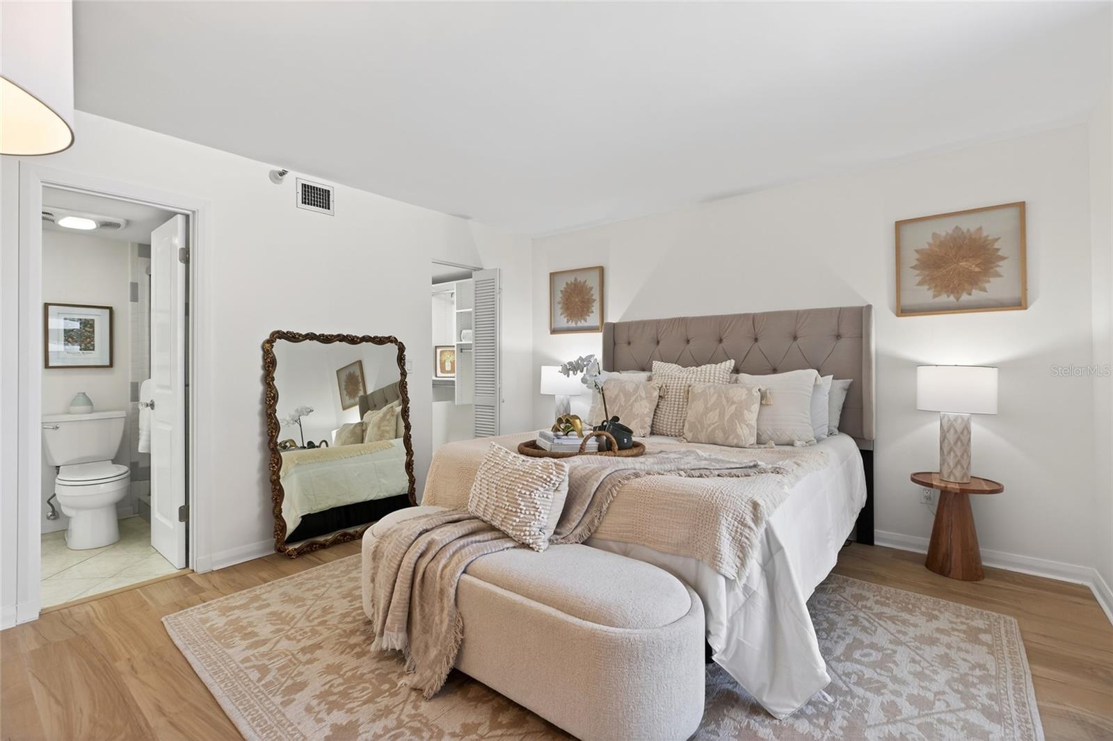 Image 45 of 84 For 5950 Pelican Bay Plaza S 405