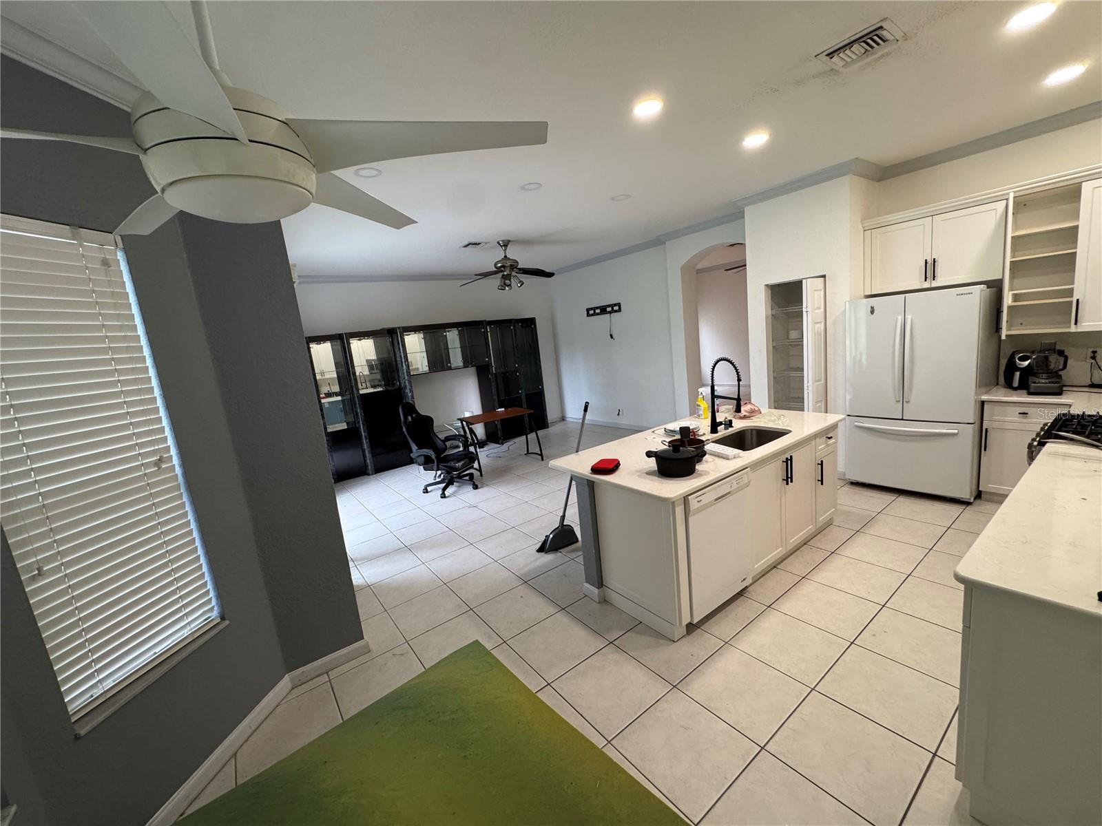 Image 12 of 34 For 318 Shoreview Drive