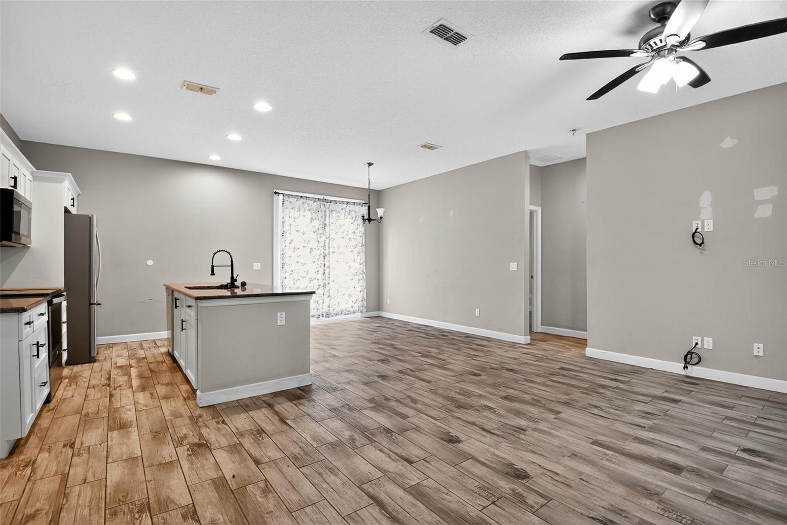 Image 11 of 18 For 1519 Monroe Street
