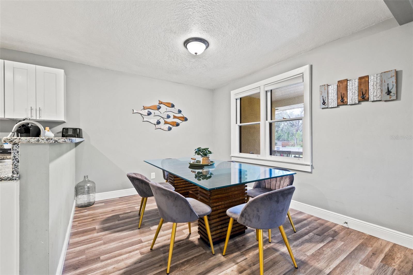 Image 21 of 42 For 3908 Alafia Boulevard
