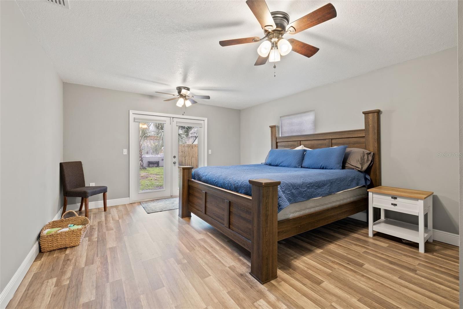 Image 28 of 42 For 3908 Alafia Boulevard
