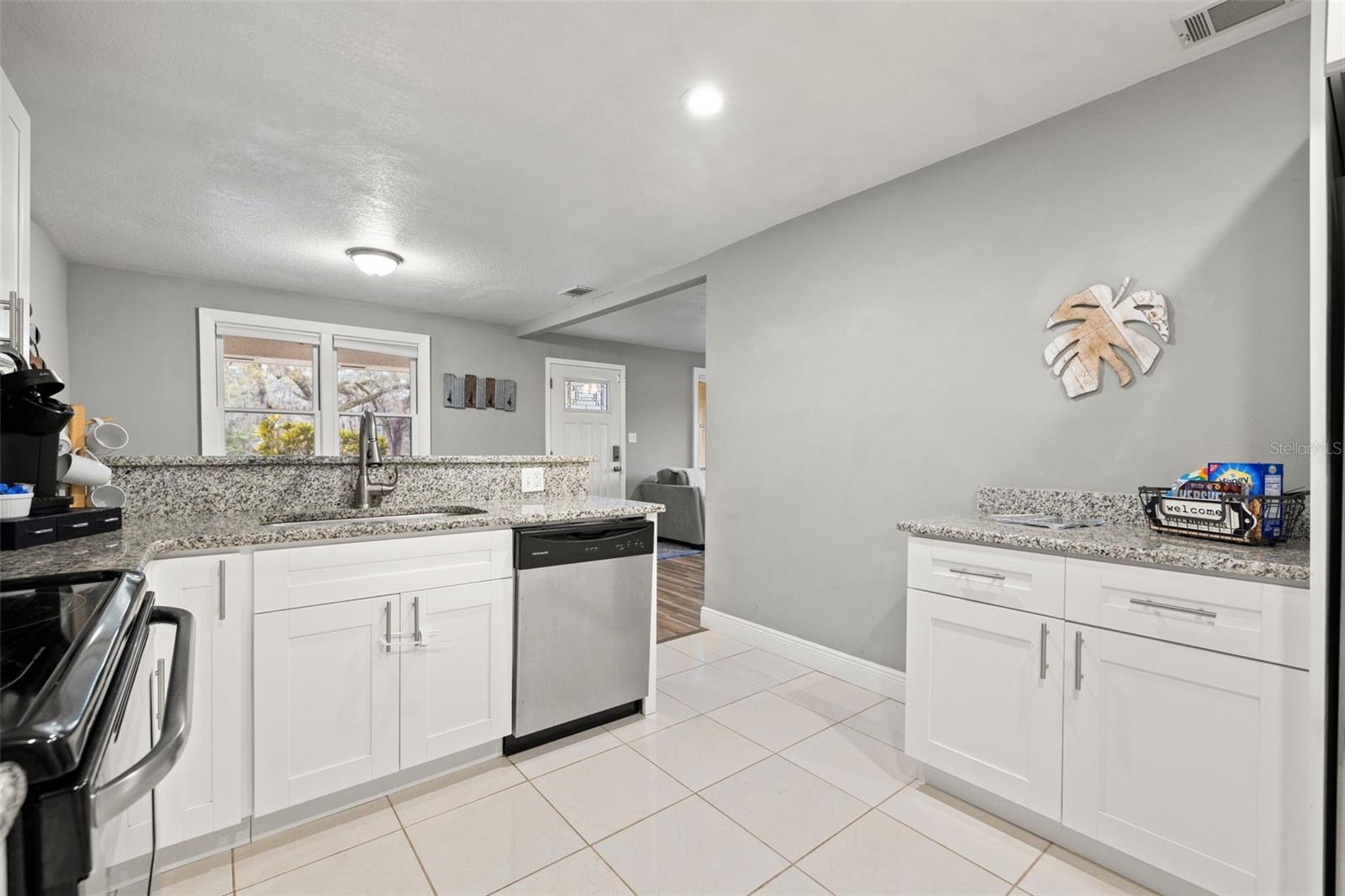 Image 32 of 42 For 3908 Alafia Boulevard