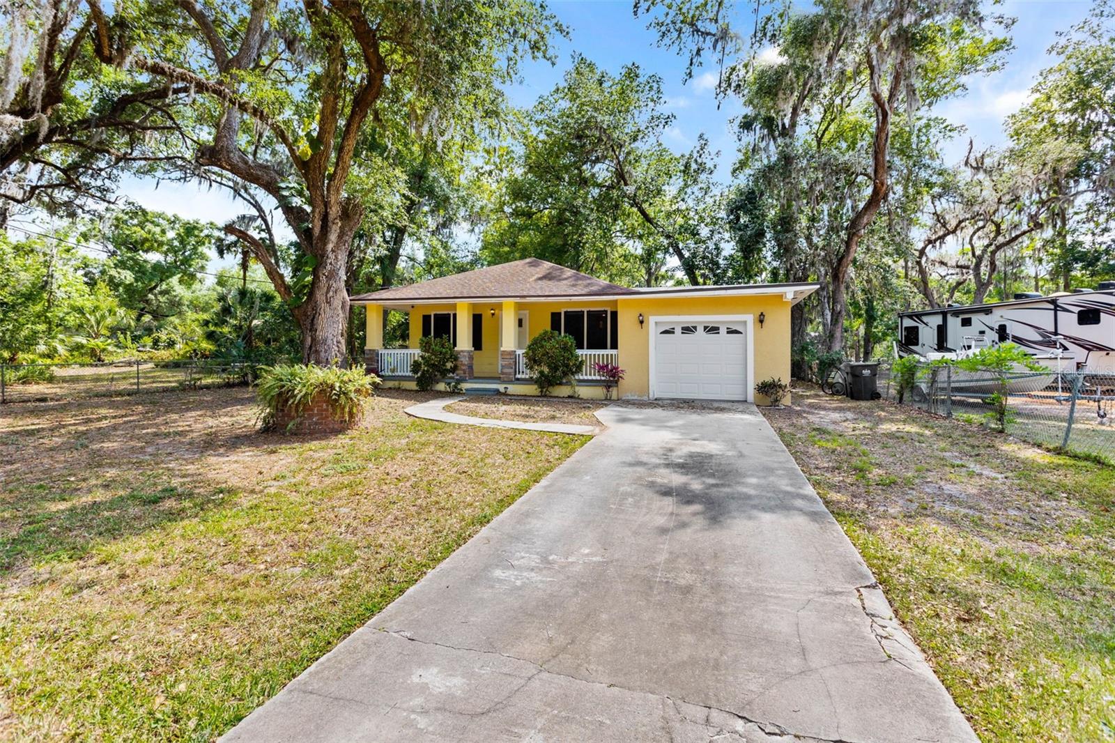 Image 40 of 42 For 3908 Alafia Boulevard