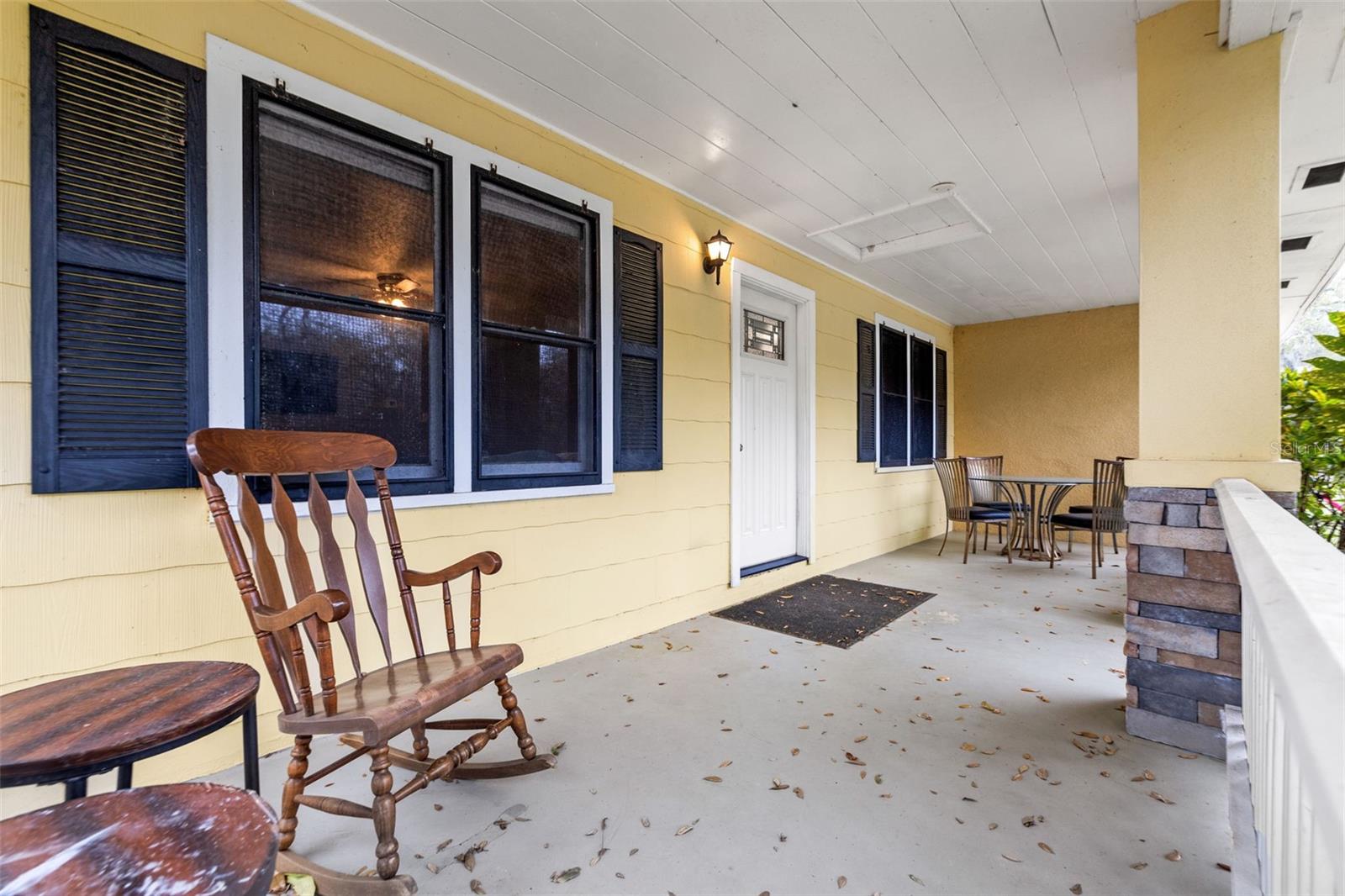 Image 5 of 42 For 3908 Alafia Boulevard