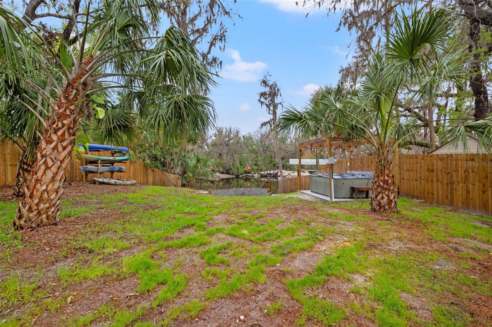Image 8 of 42 For 3908 Alafia Boulevard