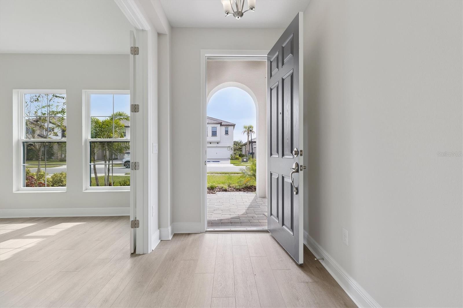 Image 11 of 33 For 8517 Dove Bog Terrace
