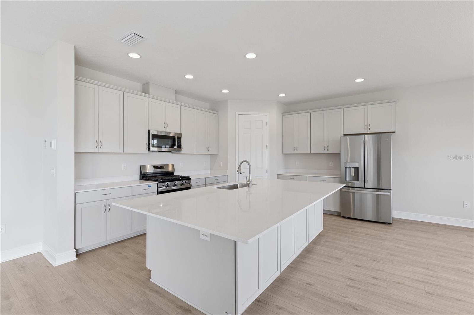 Image 2 of 33 For 8517 Dove Bog Terrace