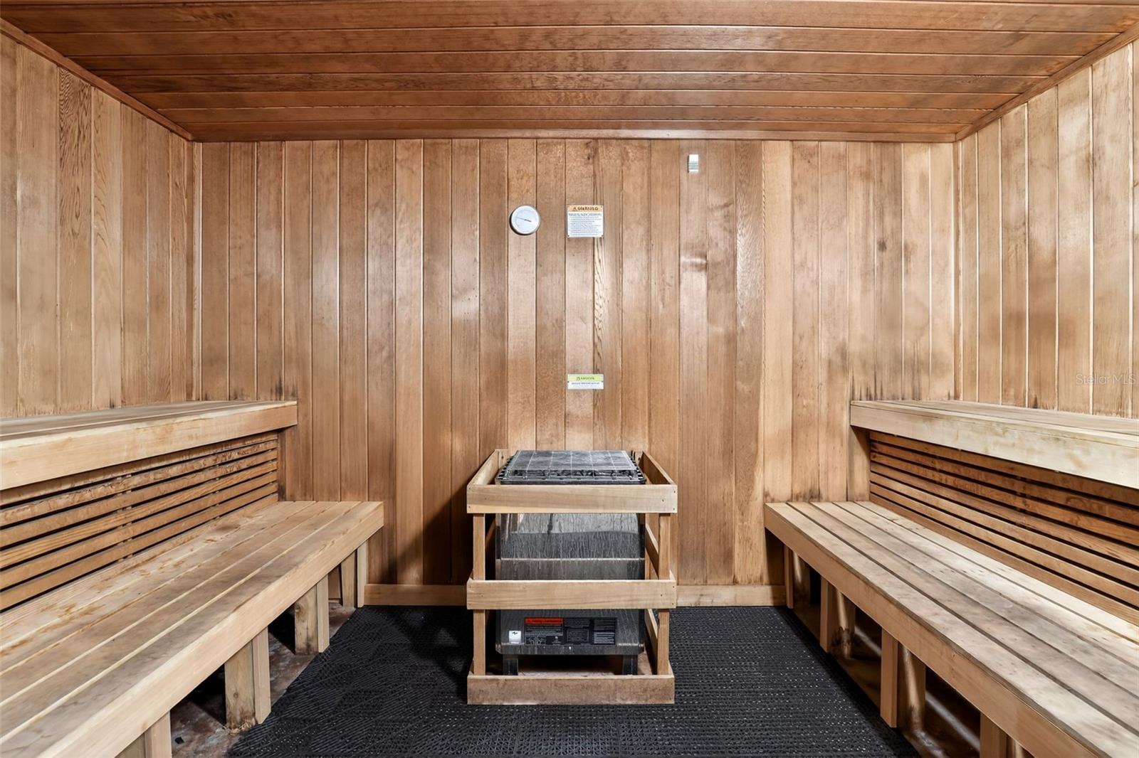 Image 37 of 39 For 3000 Oasis Grand Boulevard 2702