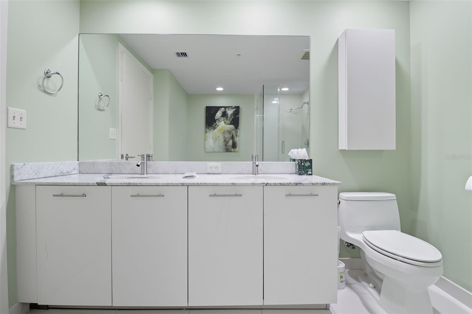 Image 6 of 12 For 3000 Oasis Grand Boulevard 2702