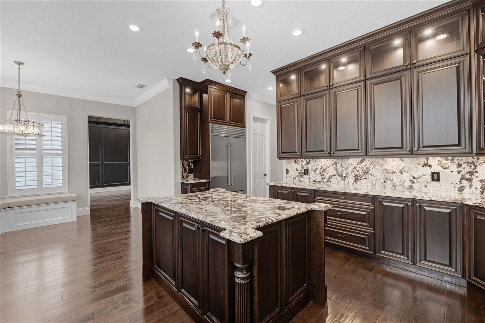 Image 19 of 72 For 8 Copperwood Court
