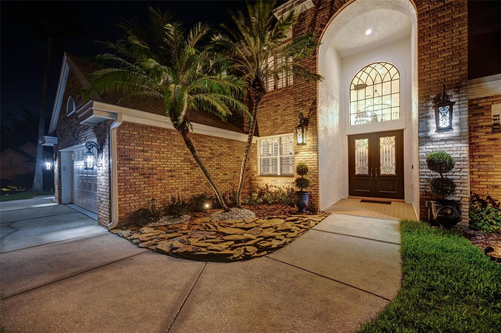 Image 5 of 72 For 8 Copperwood Court