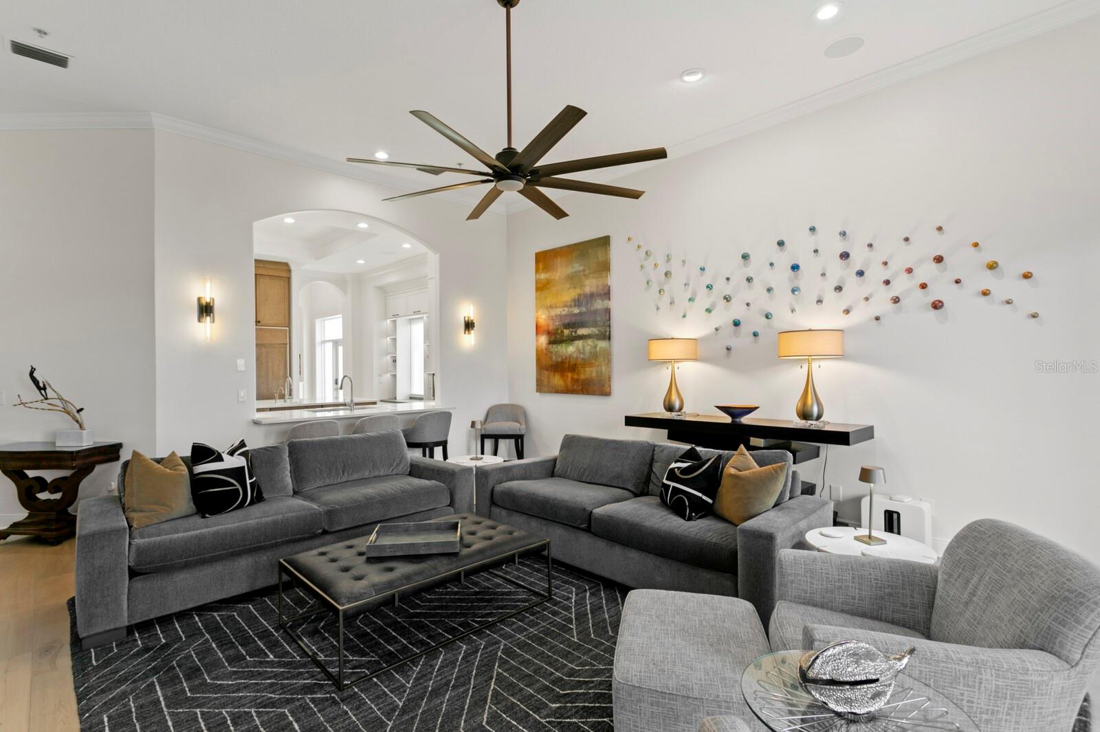 Image 12 of 100 For 1040 Paseo Del Rio Ne