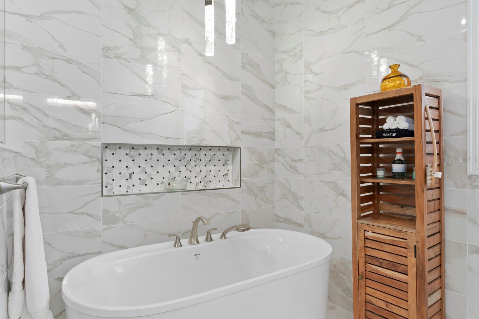 Image 32 of 100 For 1040 Paseo Del Rio Ne