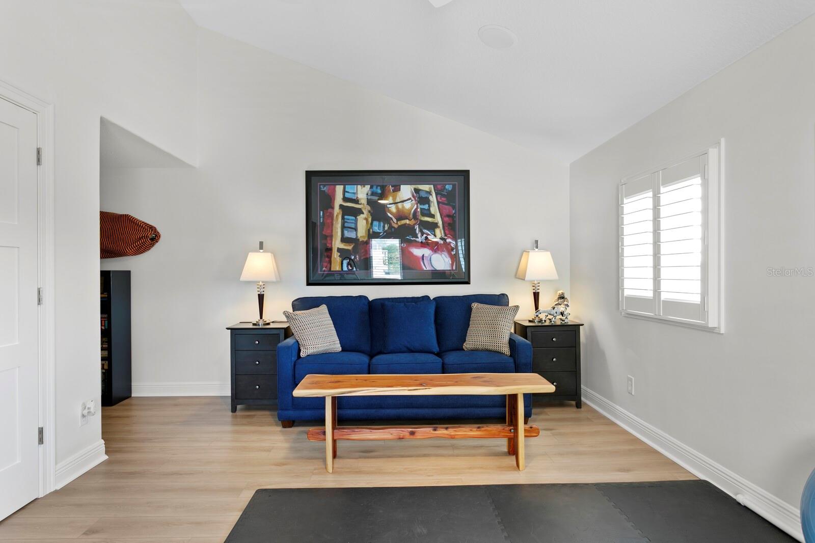 Image 41 of 100 For 1040 Paseo Del Rio Ne