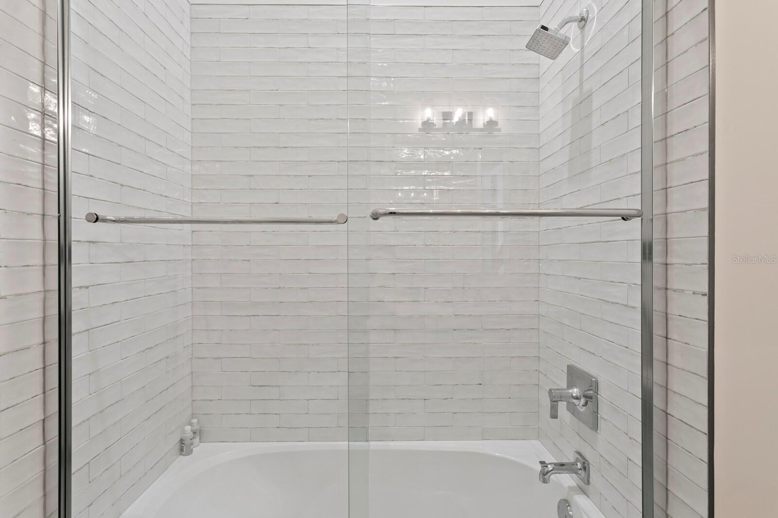 Image 44 of 100 For 1040 Paseo Del Rio Ne