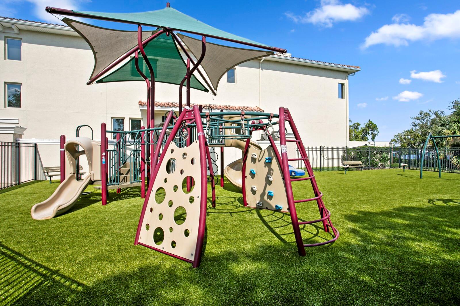 Image 71 of 100 For 1040 Paseo Del Rio Ne