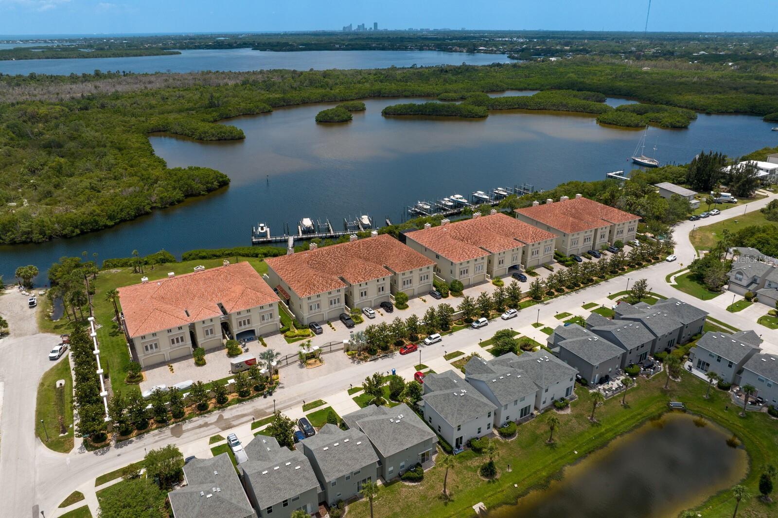 Image 98 of 100 For 1040 Paseo Del Rio Ne