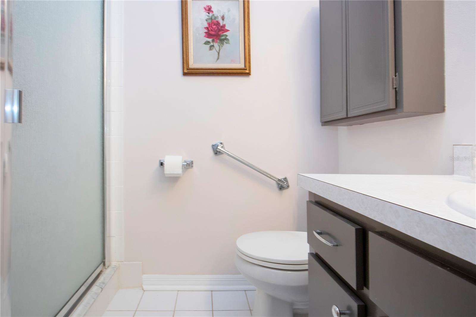 Image 20 of 56 For 904 Hendon Court 127